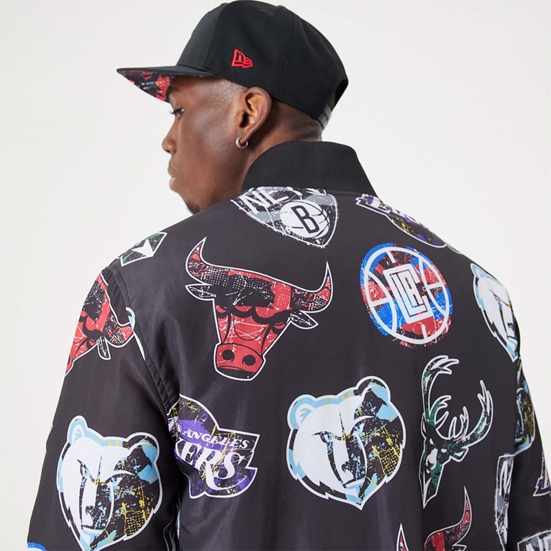 New Era Takki Finland Oy NBA All Over Print Team Logos Bomber Mustat